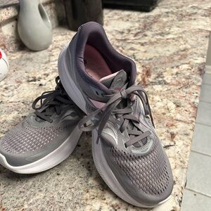 Athletic Shoes-Good Feet Store